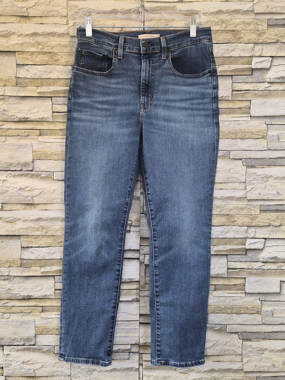 ​Levi's Premium 724 High Rise Straight Jeans Womens 30 Medium Wash Denim Stretch